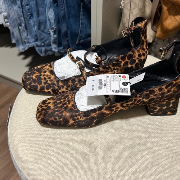 ZARA Women's Leather Block Heel Mary Jane Shoes Leopard Size 39. - Picture 4 of 4
